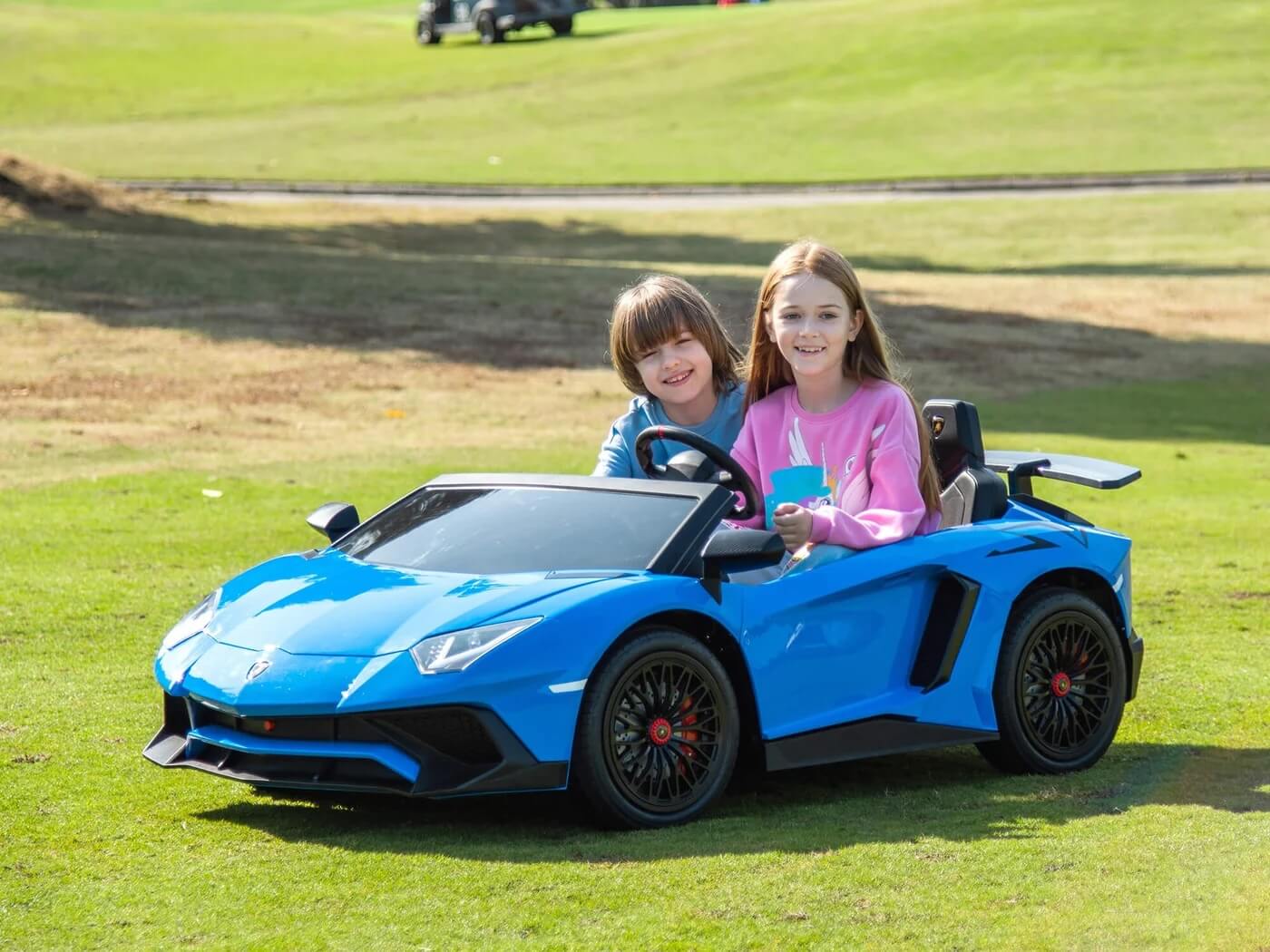 Moderno Kids LAMBORGHINI AVENTADOR XXL 24V BIG KIDS Electric Ride-On Car