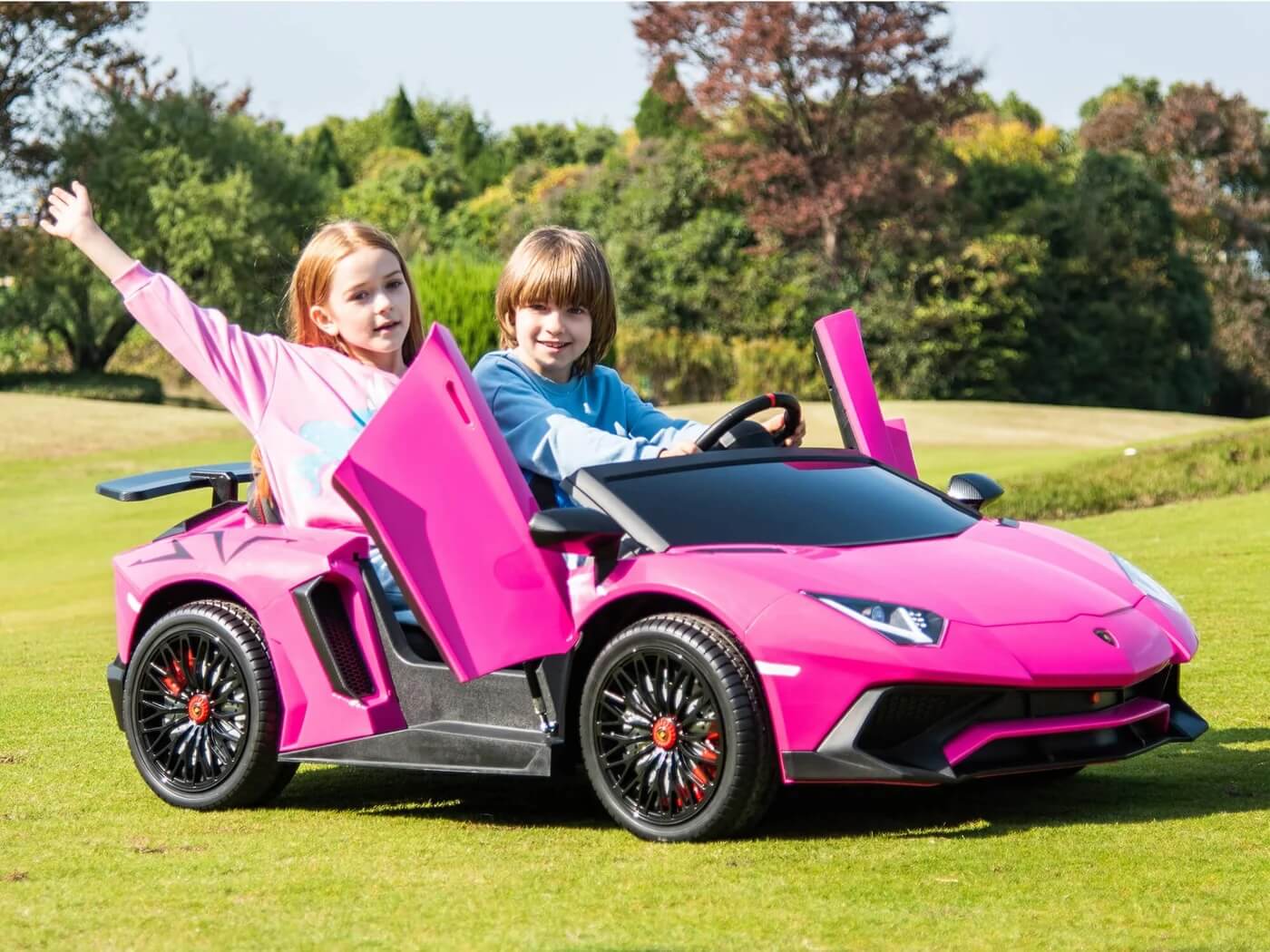 Moderno Kids LAMBORGHINI AVENTADOR XXL 24V BIG KIDS Electric Ride-On Car
