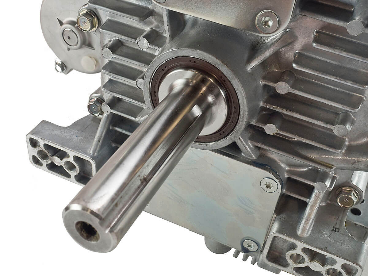 Briggs & Stratton Vanguard 36 HP 993cc Vertical Shaft Engine 613777-2216-J1