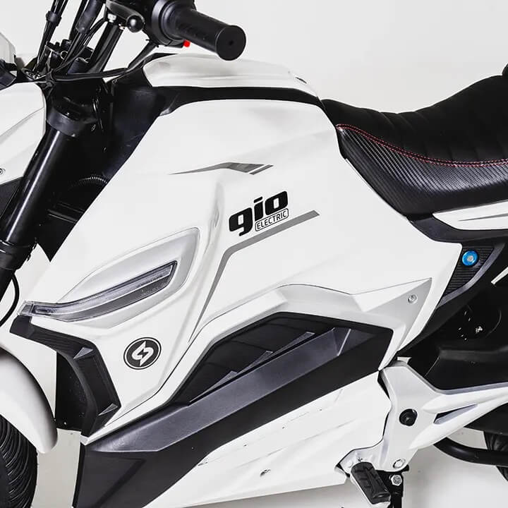 Gio G2000, Moto Électrique (72 Volts) (2 Places) —