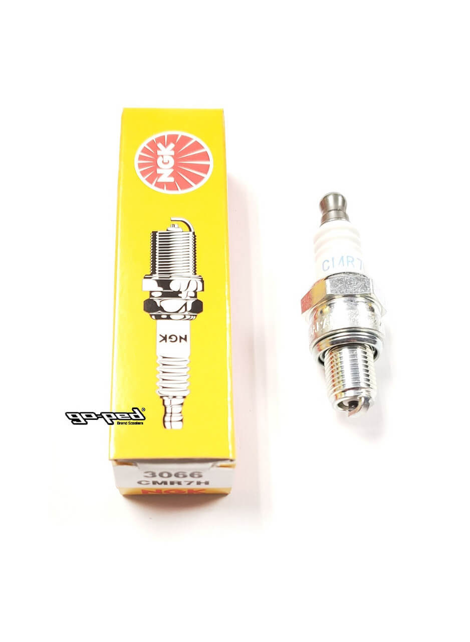 Go-Ped SPARK PLUG (GP420RS, GP460RS, GPL290, GP230 OEM Stock) (121130030)
