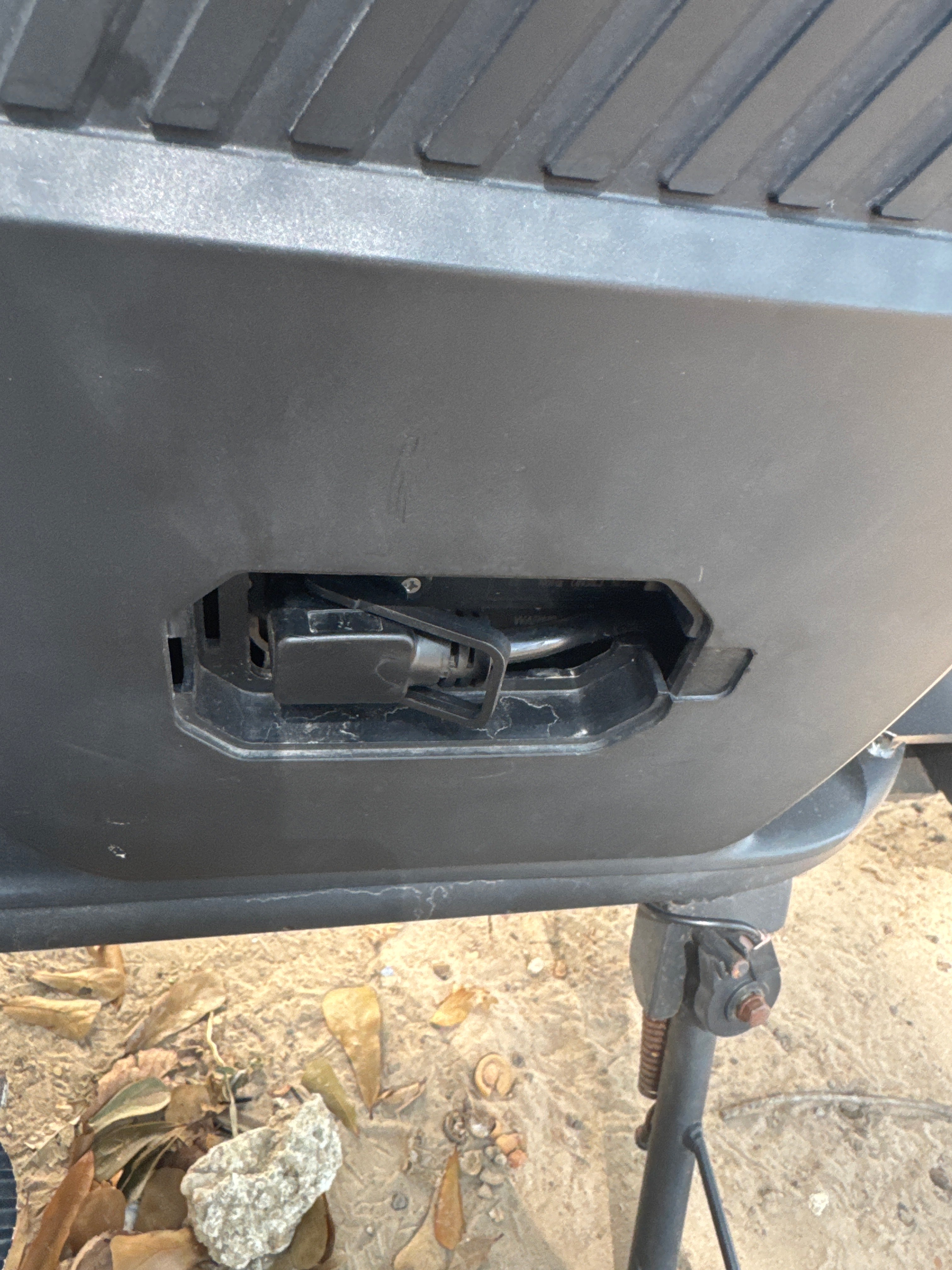 Linkseride Replacement PLASTIC COVER B for the M8 Citycoco Chopper Electric Scooter