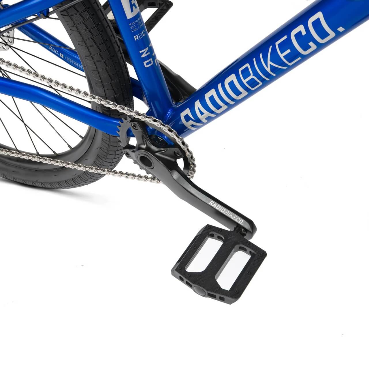 Radio FIEND 26" 8 Speed Dirt Bike