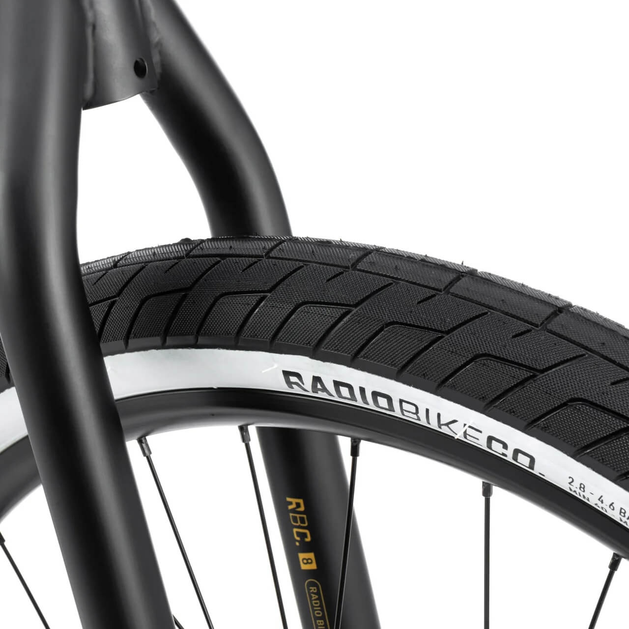 Radio MINOTAUR Hardtail Dirt Jump Bike