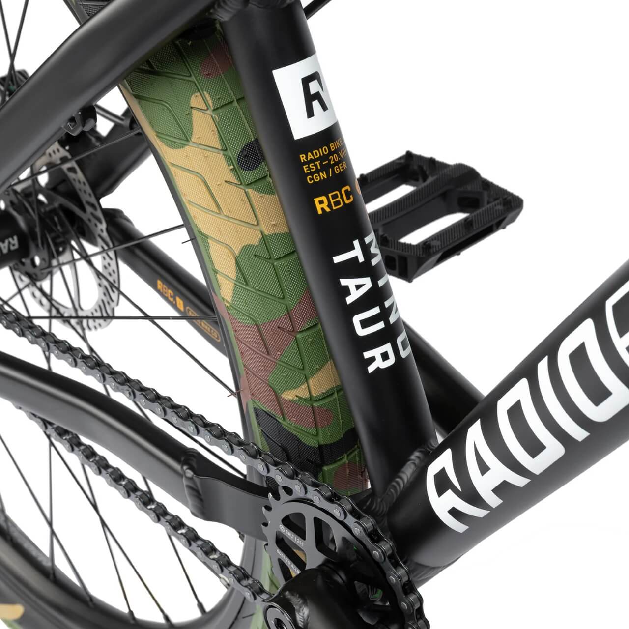 Radio MINOTAUR Hardtail Dirt Jump Bike