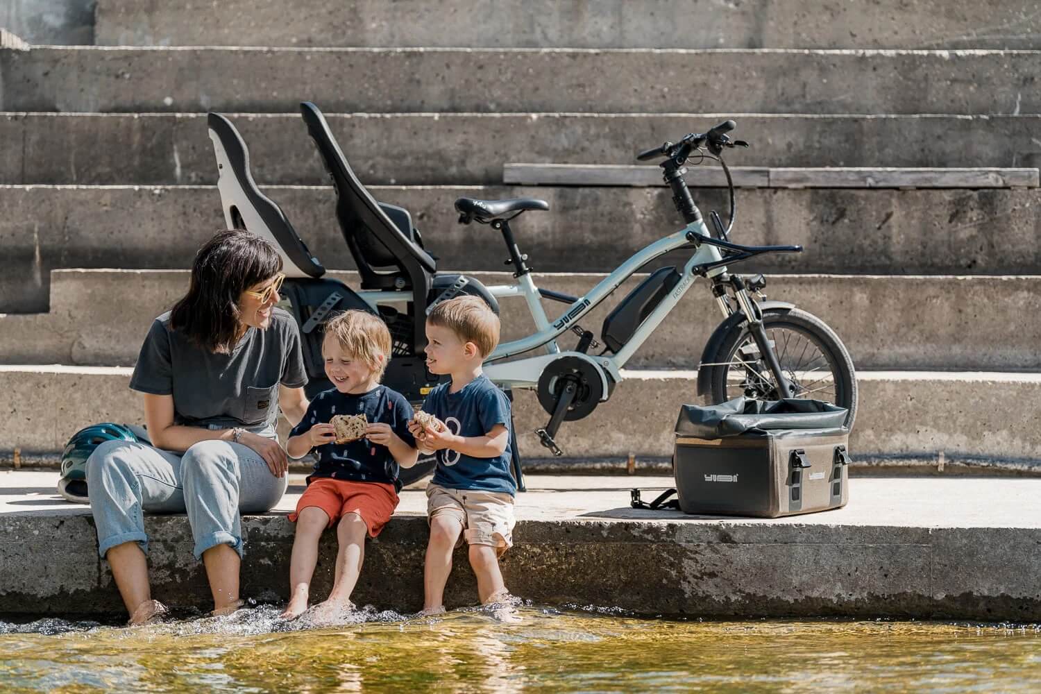 Yuba FASTRACK V1 Compact Commuter Electric Cargo Bike