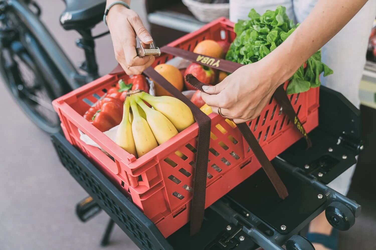 Yuba FASTRACK V1 Compact Commuter Electric Cargo Bike