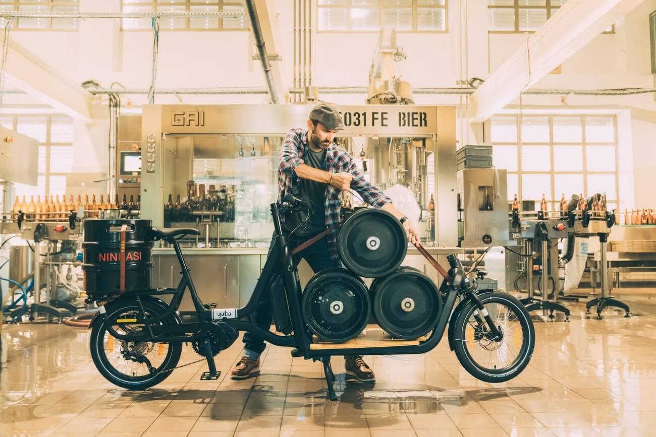 Yuba SUPERCARGO CL Front Loader Electric Cargo Bike