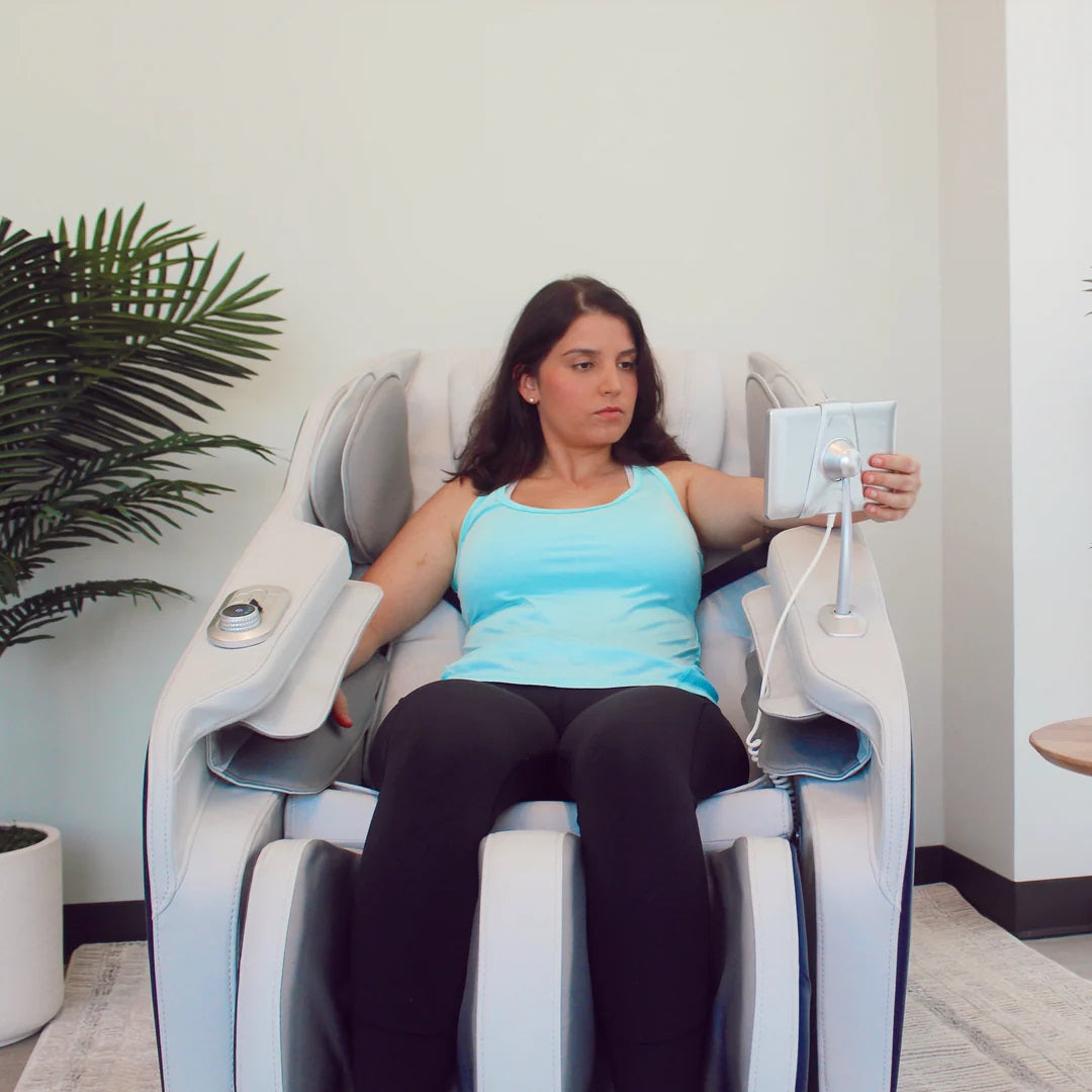 Lifesmart Motion 2D Deluxe Massage Chair, R8375