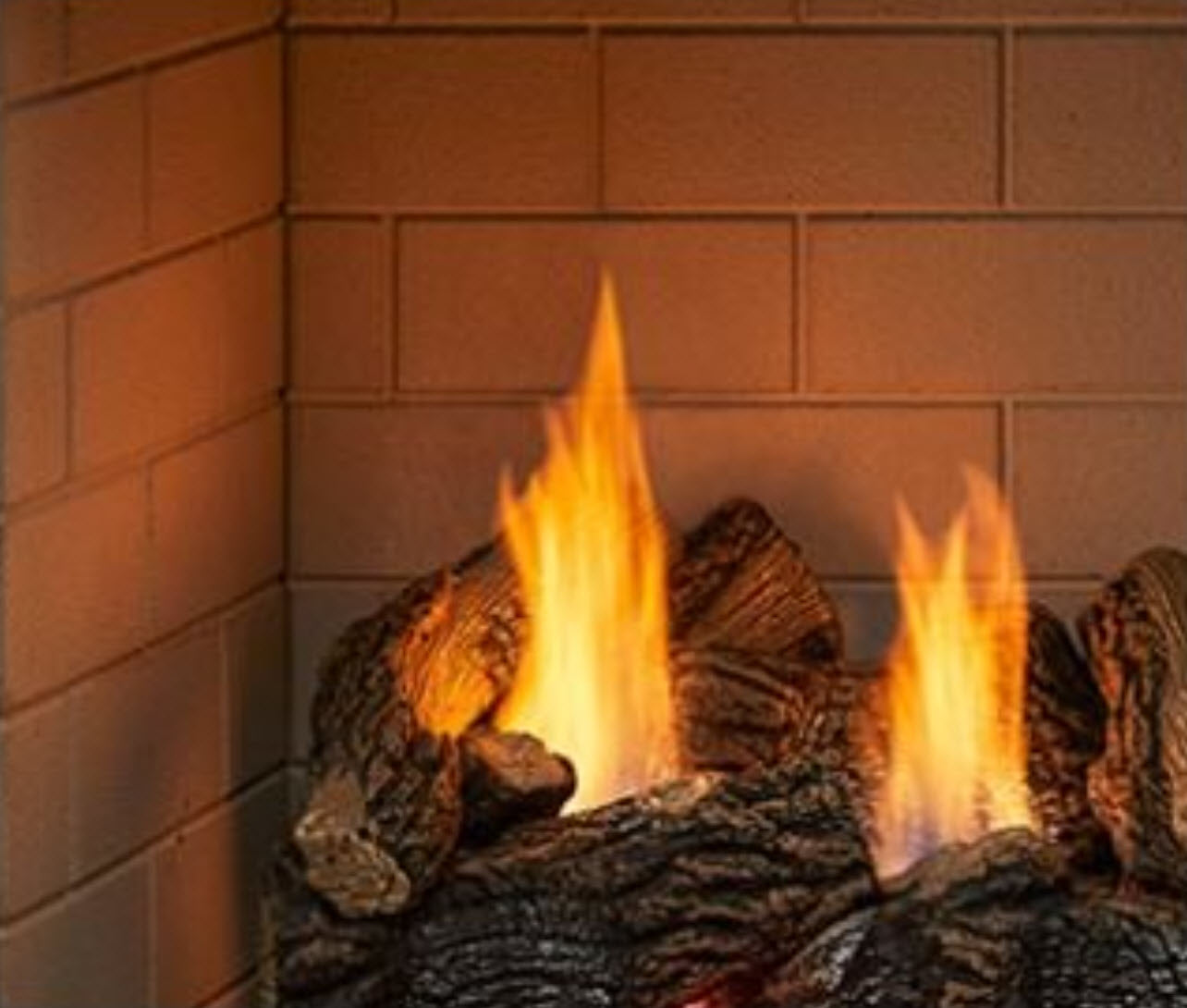Monessen Lo-Rider LCUF32CR 32" Radiant Clean Face Circulating Firebox