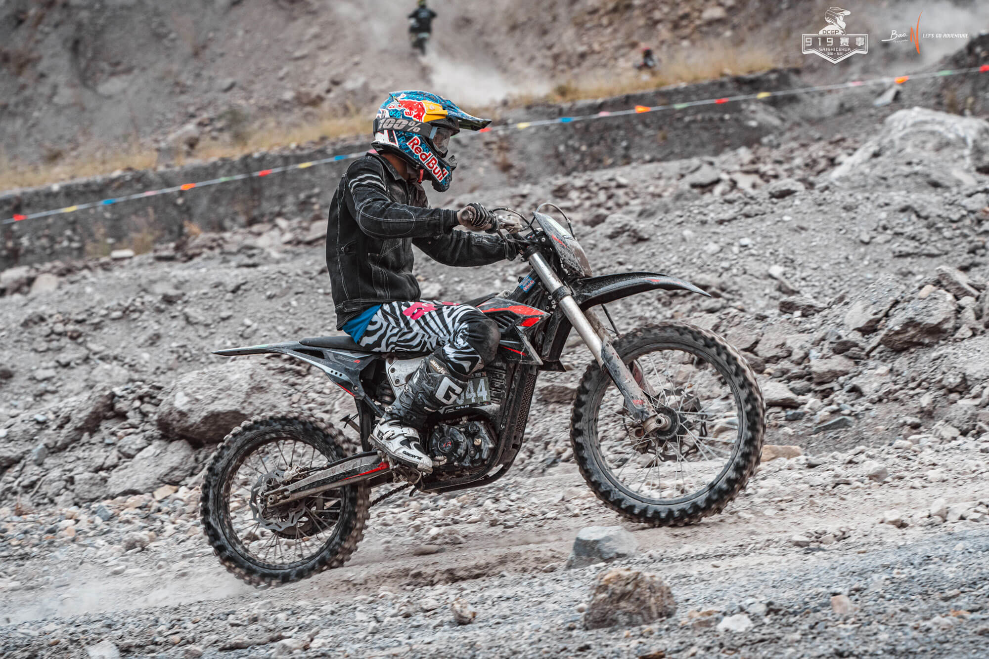 2026 MotoTec Venom 12000W 72V Lithium Electric Dirt Bike, Black