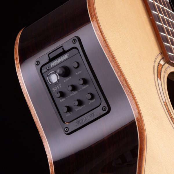 Washburn WCG25SCE Comfort Deluxe Series Acoustic Electric Guitar