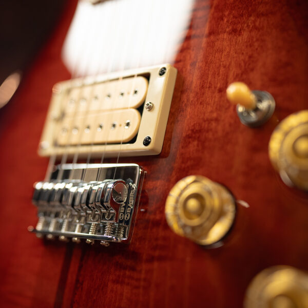 Washburn Wing Series Hawk HAWK1-VSB Double Cutaway Electric Guitar