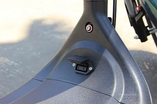 LinksEride M1P Citycoco 2000W 60V 30Ah Full Suspension Fat Tire Lithium Electric Scooter - Upzy.com