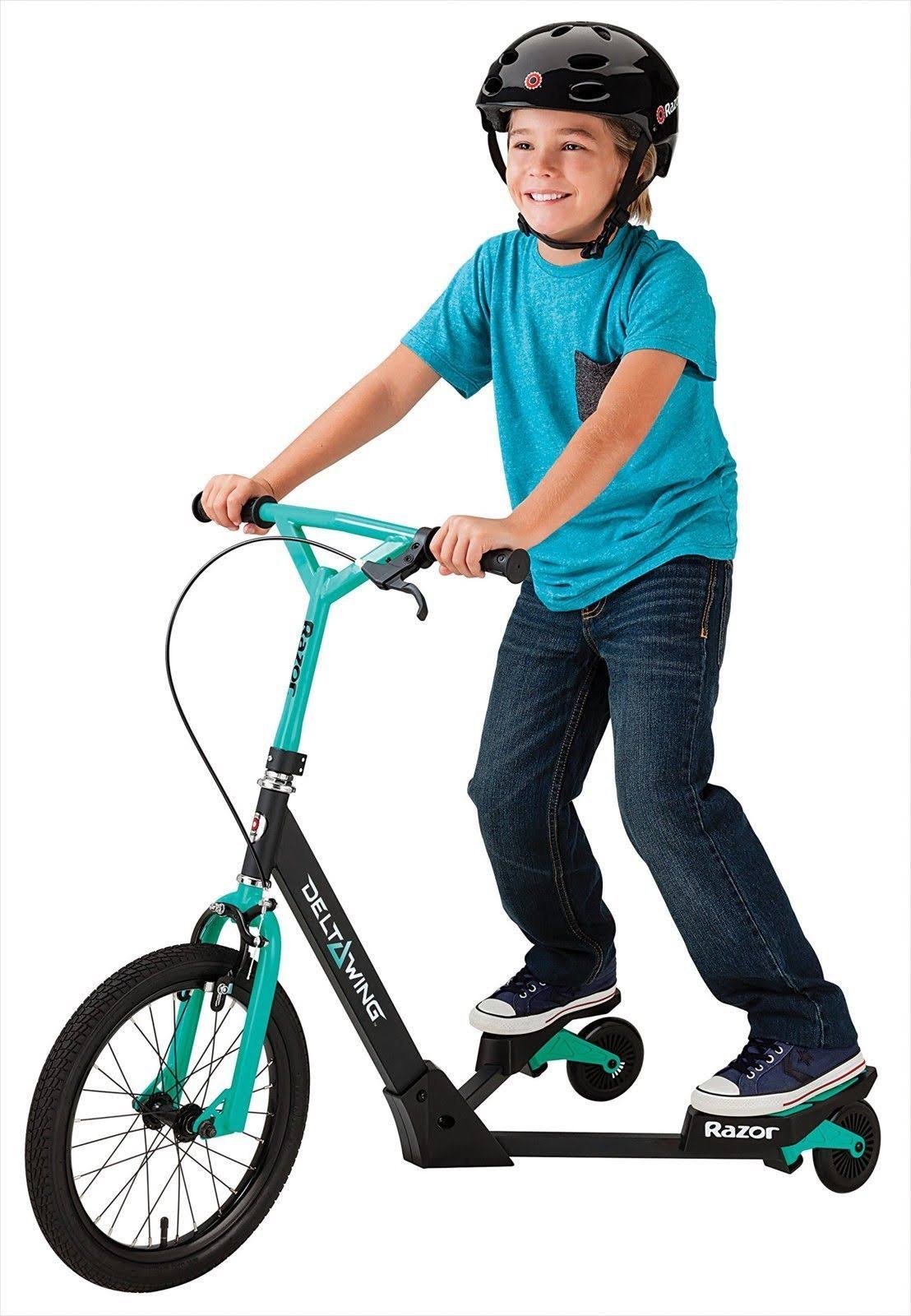 Razor DeltaWing 3 Wheeled Drifting Body-Powered Scooter, 20036007 ...