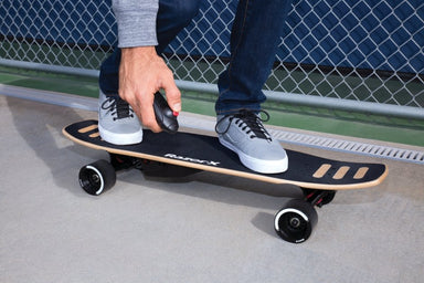 Razor DLX Lithium Electric Skateboard, Hand Remote, 25133090 - Upzy.com